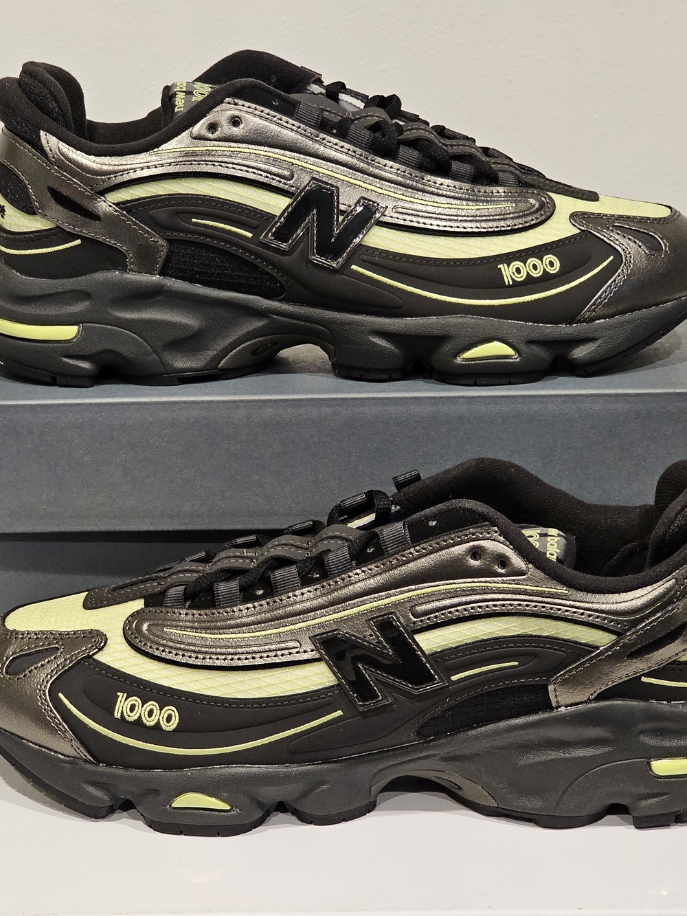 New Balance 1000 Men's Size 11 Athletic Shoes Black Dry Lime